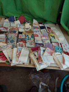 lot 5884 image: Handkerchiefs