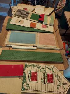 lot 5887 image: Doll house