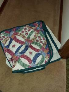lot 5910 image: Comforter