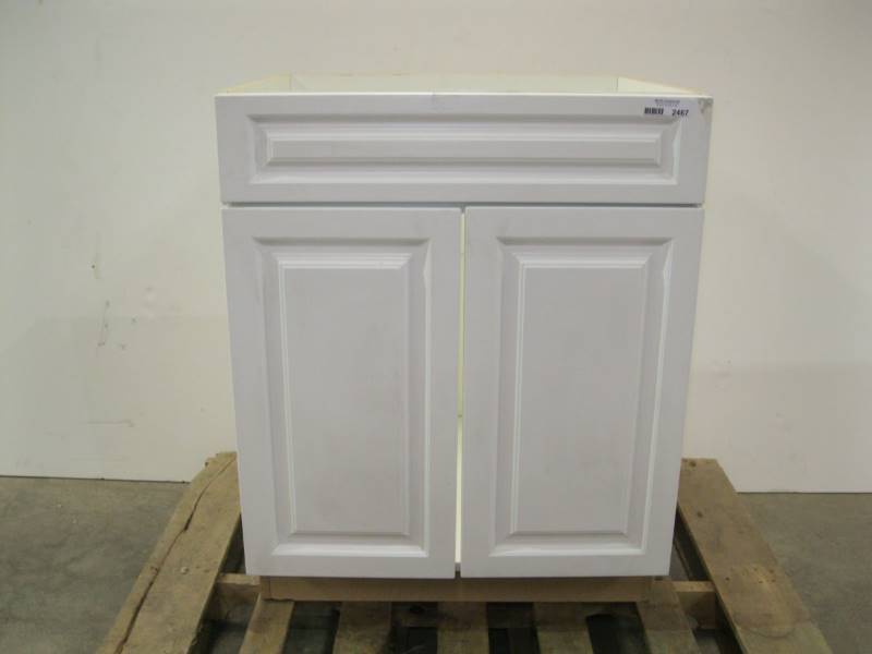 lot 2467 image: Bathroom Vanity