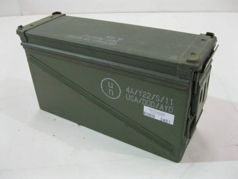 lot 2451 image: Ammo Box PA-120 40mm Grenade