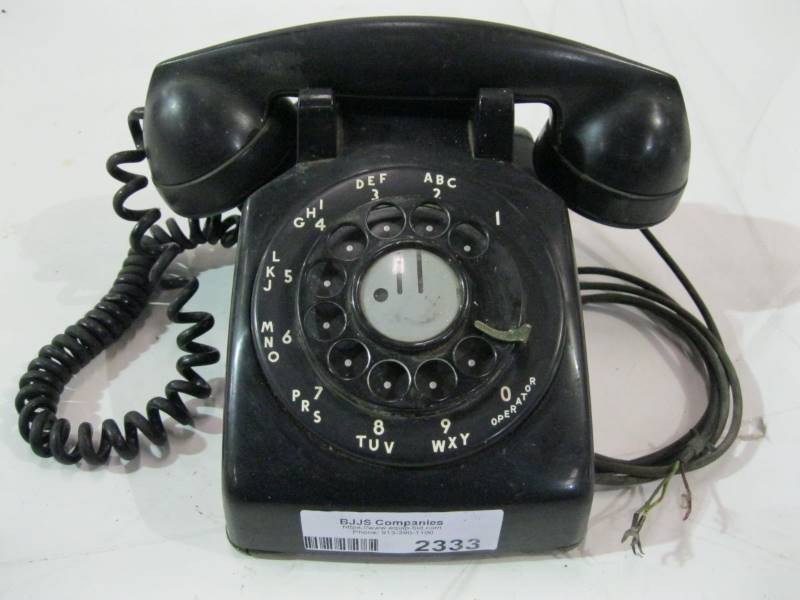 lot 2333 image: Western Electric Vintage Dial Telephone