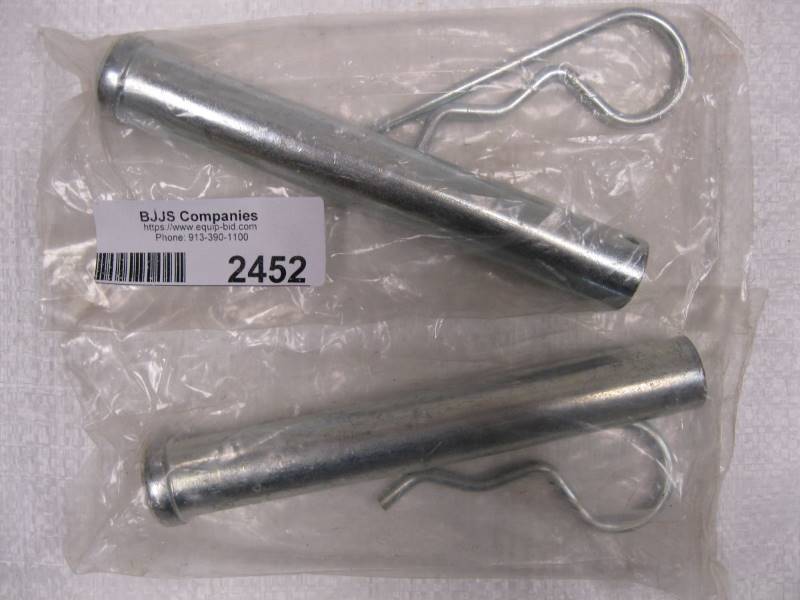 lot 2452 image: Clevis Pins 78 x 6 Set of 2