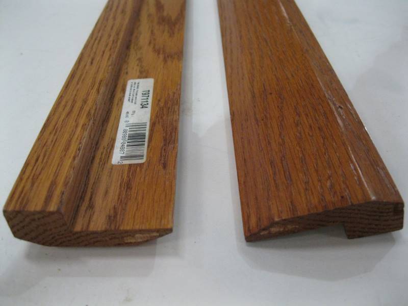 lot 2483 image: Armstrong Variable Trim 516 x 2 x 78 Set of 10