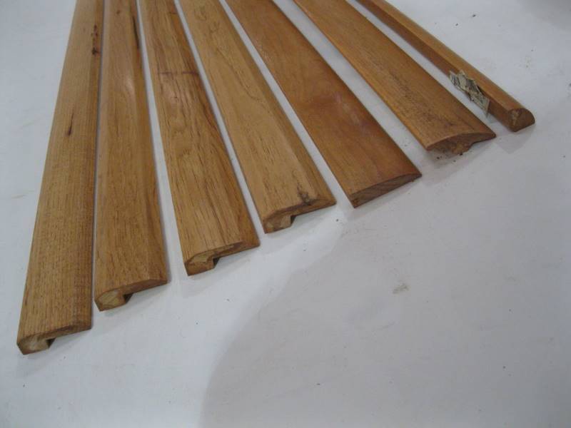 lot 2489 image: Wood Trim 78 Assorted Pieces Quantity 7