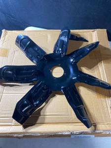 lot 15598 image: Engine Cooling Fan Blade clutch Fan Blade Model 620-066