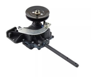 lot 11650 image: Snowblower Transmission Assembly 618-04296B - Retail$153.15