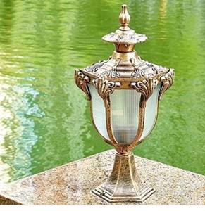 lot 18555 image: Lonesruid Outdoor Wall Lights 43CM European Victoria Wall Post Lamp Garden Wall Head Lamp Door Lamp Outdoor Waterproof Villa Retro Garden Gate Bronze Retro Decoration Lamp Porch Patio Pillar Light Str