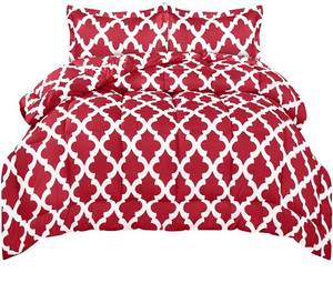 lot 18561 image: Utopia Bedding Queen Comforter Set (Red) with 2 Pillow Shams - Bedding Comforter Sets - Down Alternative Comforter - Soft and Comfortable - Machine Washable