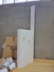 lot 18562 image: Dyson vacuum cleaner stand OUTAD
