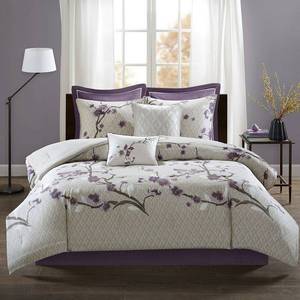lot 18573 image: Madison Park Holly 8-Pc. Queen Comforter Set Bedding