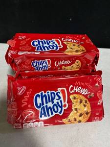 lot 14600 image: Qty 4 packs of NABISCO CHIPS AHOY COOKIES CHEWY 1X13 OZ