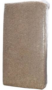 lot 15811 image: RentACoop Premium Natural Hemp Bedding (300 L)