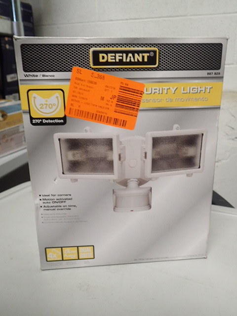 lot 3144 image: 270 Degree White Motion Outdoor Adjustable Lamp Head Timer