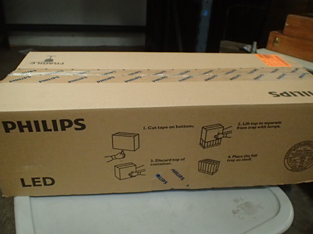 lot 3245 image: Philips 90W Equivalent Daylight Non-Dimmable LED PAR38 Light Bulb (2-Pack)