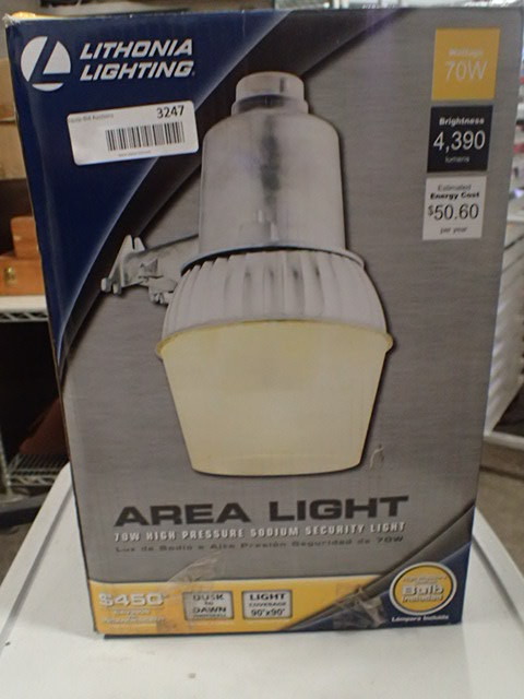 lot 3247 image: All-Pro E70H, 70W High Pressure Sodium Security Area Light With Photo Control