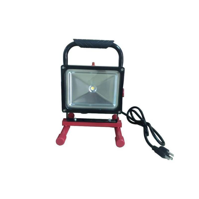 lot 3135 image: Husky 5 ft. 1000 Lumen LED Work Light
