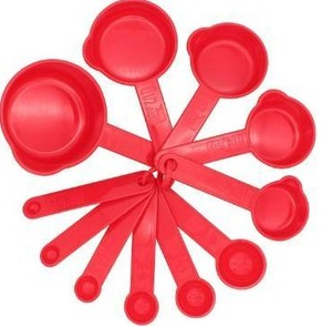 lot 10796 image: KUFUNG Kitchen Baking Plastic Measuring Spoon &Cups Set for Dry or Liquid (11 pcs, Red)