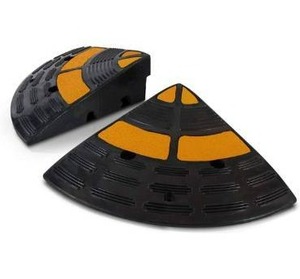 lot 10856 image: Vehicle Curb Ramp End Caps - 2PC Heavy Duty Rubber Threshold Driveway End Caps for Loading Dock, Garage, Sidewalk, Truck, Scooter, Bike, Motorcycle, Wheelchair Mobility - Pyle PCRBDR40