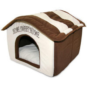 lot 14002 image: Tucker Murphy Pet� Aracele Nest Cat Bed
