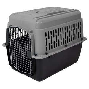 lot 14004 image: Aspen Pet Traditional Pet Porter Dog Kennel, Small, 32L