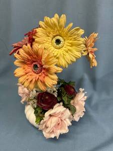 lot 33023 image: Faux floral arrangement in ceramic bowl