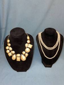 lot 33068 image: Two fashion necklaces - retail $16.00 or more each