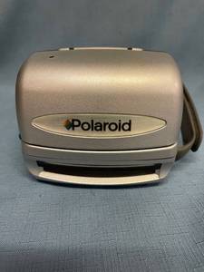 lot 33098 image: Polaroid Silver Express camera