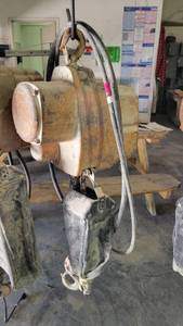 lot 7293 image: Harrington Half Ton Electric Hoist