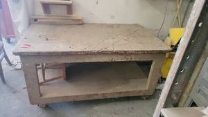 lot 7299 image: 5ft Wooden Table on Wheels