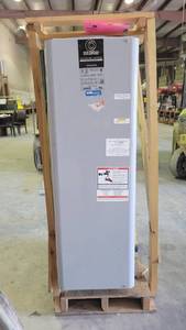 lot 7305 image: STATE High Performance Sand Blaster Water Heater Model CSB-52-18-SFE 100