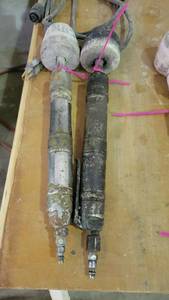lot 15077 image: (2) Air Die Grinders&nbsp