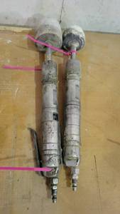 lot 15080 image: (2) Air Die Grinders&nbsp