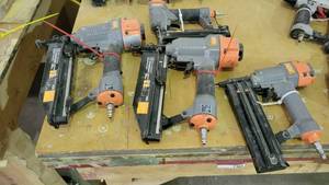 lot 15087 image: (4) HDX Air Powered Nail Guns  Staplers