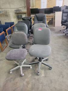 lot 15163 image: (10) Office Chairs