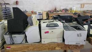 lot 15184 image: Table of Printers and Printer Ink - Hp and Canon Printers&nbsp