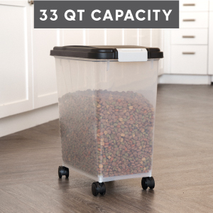 lot 959 image: MP8 33qt Rolling Plastic Container