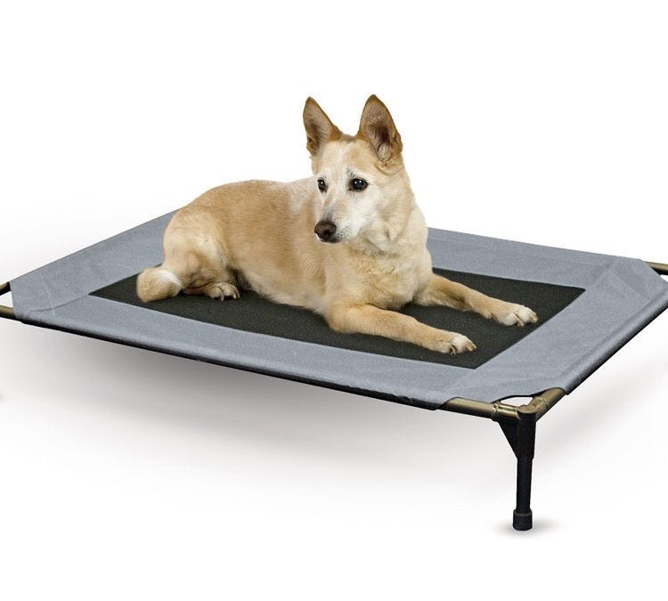 lot 4353 image: K and H Original Pet Cot- unknown hardware