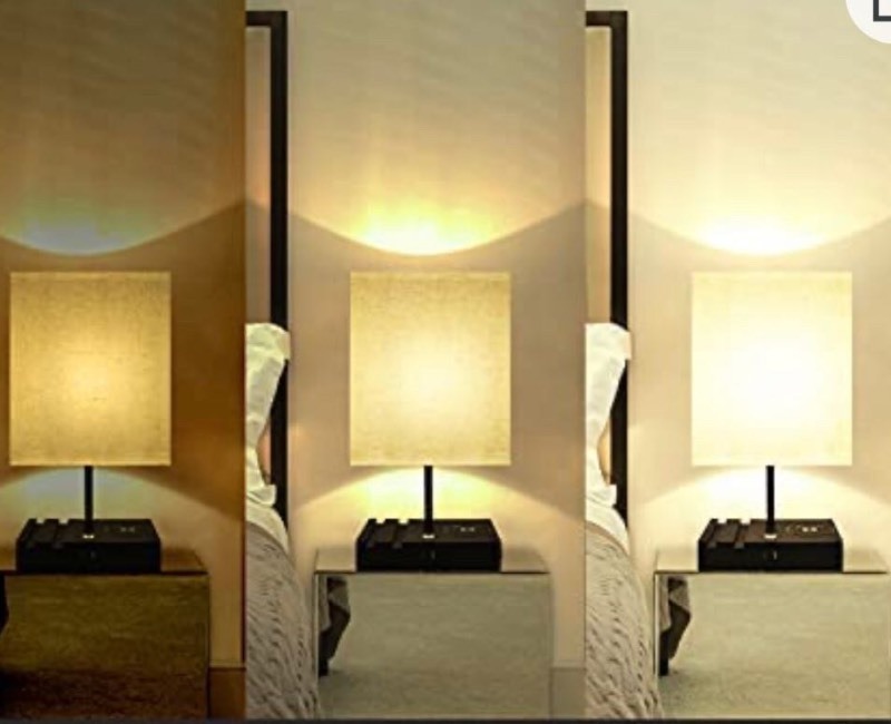 lot 4431 image: Table Lamp, 3 Way Dimmable Desk Lamp with usb charging (has to be put together no hardware)