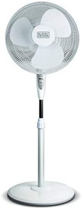 lot 62128 image: BLACKDECKER 16 Stand Fan with Remote