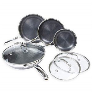 lot 63154 image: Hexclad hybrid non-stick cookware 7 piece set with lids and wok metal utensil safe, induction ready & pfoa-free non-stick & stainless steel construction