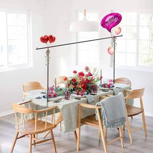 lot 64015 image: Weharnar Balloon Arch, Metal Frame
