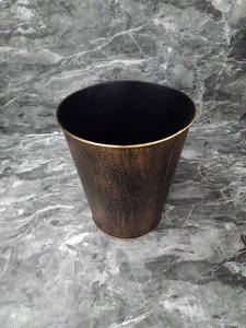 lot 65619 image: HAMMER COPPER FINISH WASTE BASKET