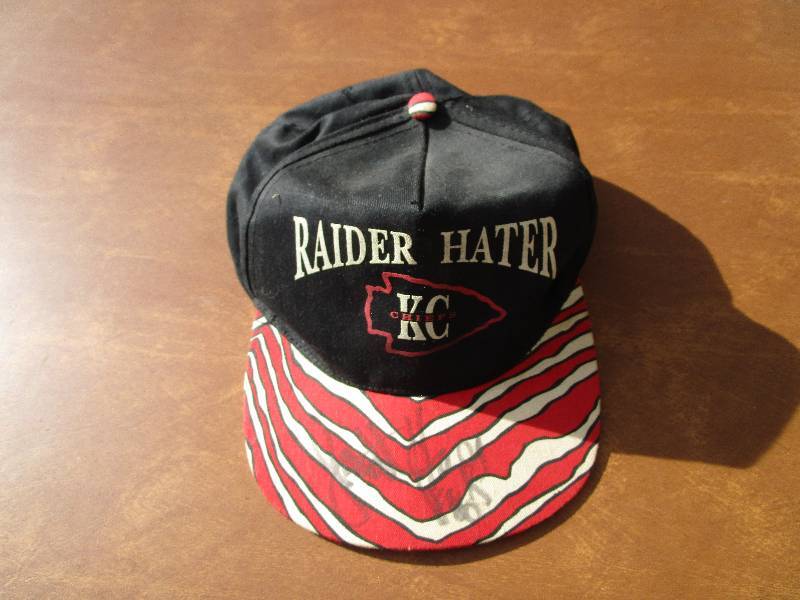 RAIDER HATER Vintage Kansas City Chiefs Hat SIGNED!! (By Who?), Rhino's  Relics Store Liquidation Auction by Fleetsale