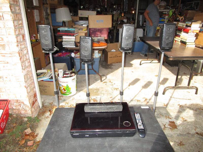 lot 34 image: DVD Bluray 5.1 Surround Sound System