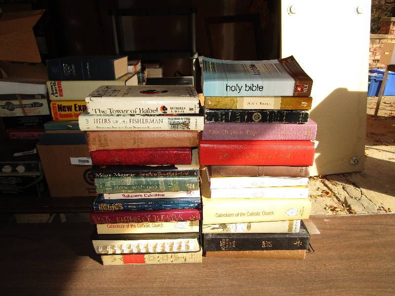 lot 188 image: Large Lot of Books