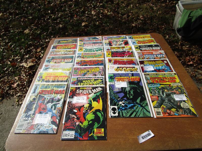 lot 32 image: Lot of 25 Marvel Spider-Man Comic Books