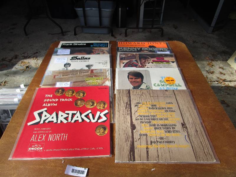 lot 95 image: Lot of Record Albums VINTAGE VINYL