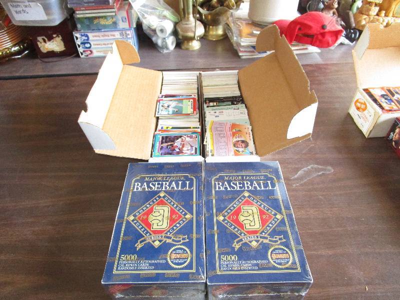 lot 138 image: Lot of Sports Cards, 2 92 Dunruss Boxes (Ripken Auto Chase Packs)