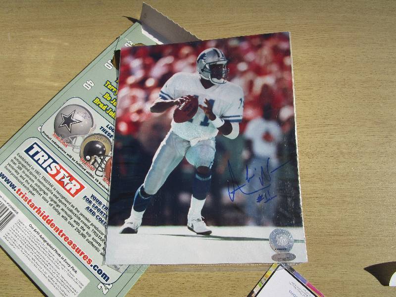 lot 41 image: Andre Ware TriStar Authenic Signed 8x10 Photo